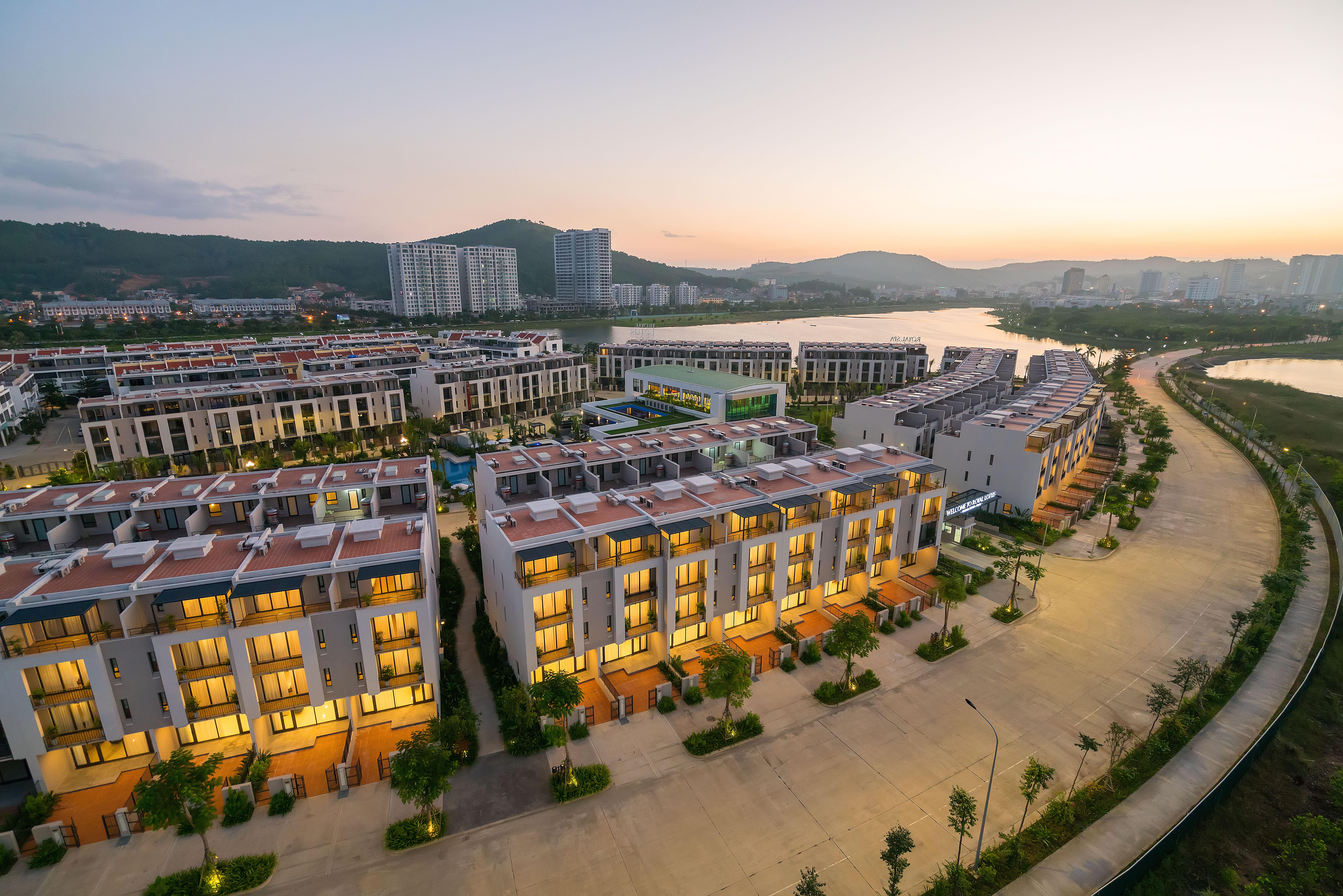 Royal Lotus Ha Long Resort & Villas Bagian luar foto